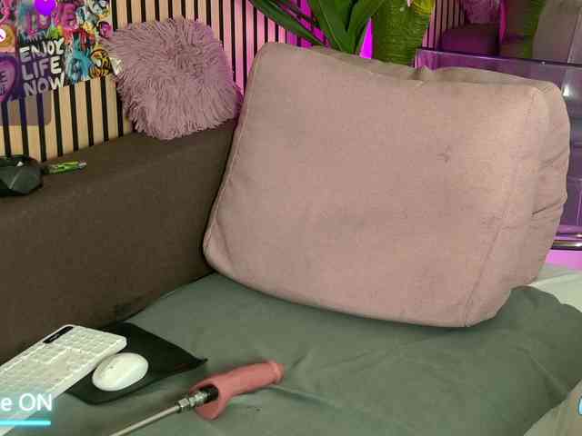 RebelDolls webcam