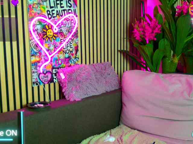 RebelDolls webcam