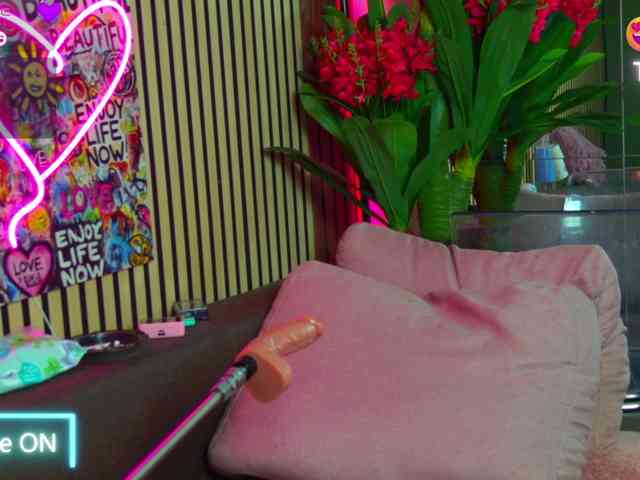 RebelDolls webcam