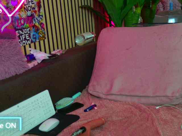 RebelDolls webcam