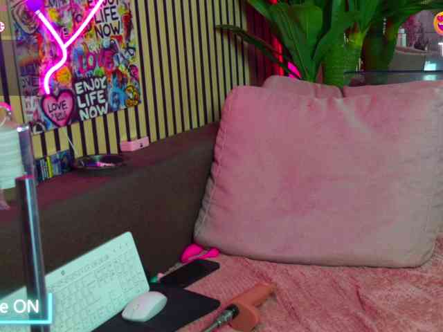 RebelDolls webcam