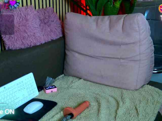 RebelDolls webcam