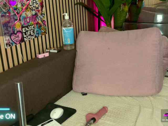 RebelDolls webcam