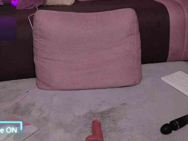 RebelDolls webcam