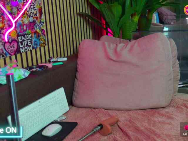 RebelDolls webcam