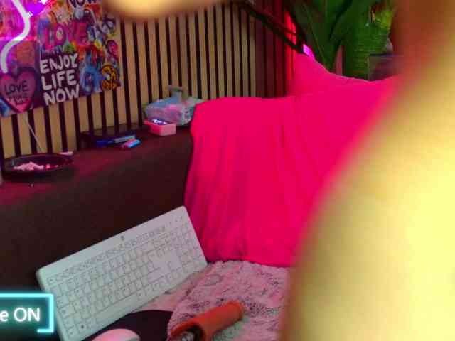 RebelDolls webcam
