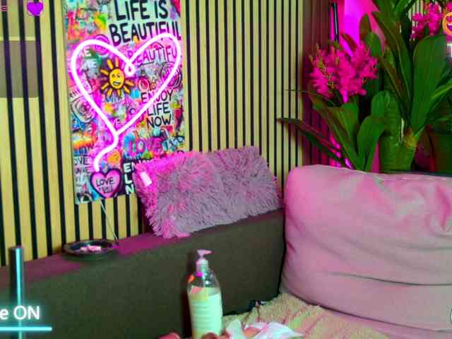 RebelDolls webcam