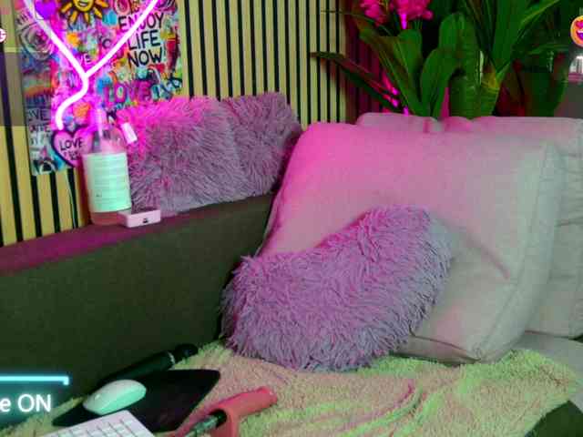 RebelDolls webcam