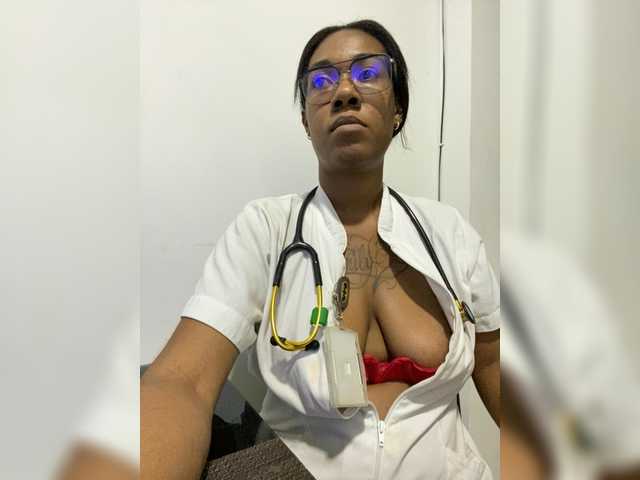 ReginaCorleone live cam on BongaCams