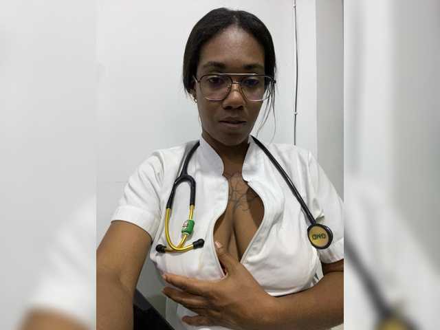 ReginaCorleone live cam on BongaCams