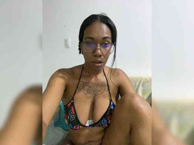 ReginaCorleone webcam