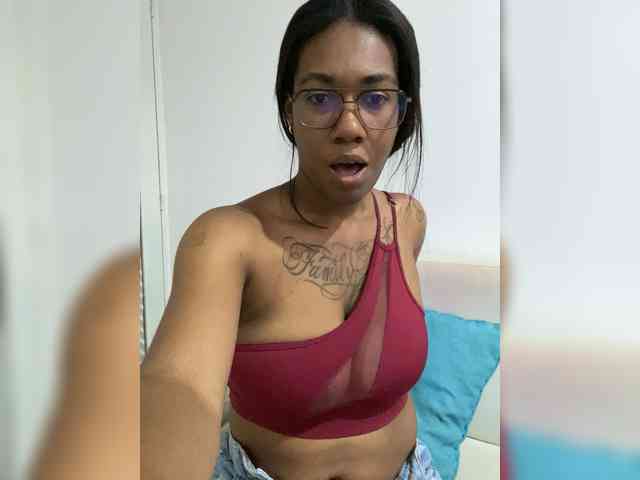 ReginaCorleone webcam