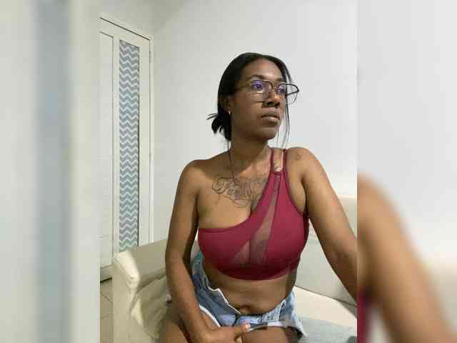 ReginaCorleone webcam