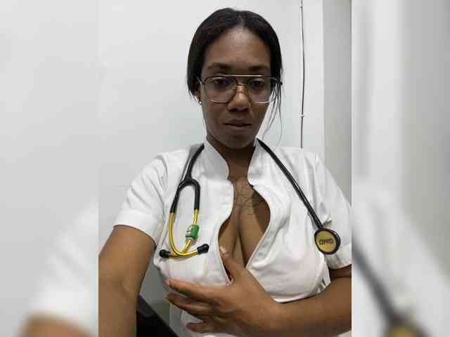 ReginaCorleone webcam
