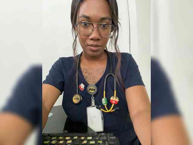 ReginaCorleone webcam