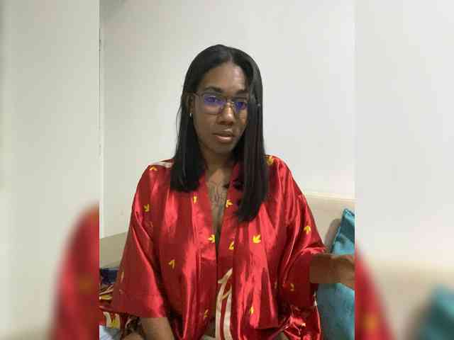ReginaCorleone webcam