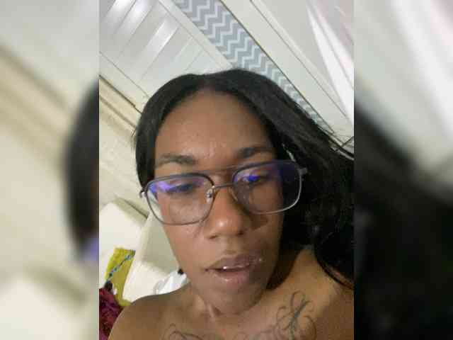 ReginaCorleone webcam