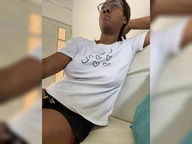 ReginaCorleone webcam
