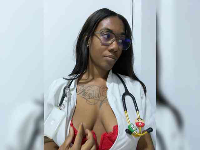 ReginaCorleone webcam