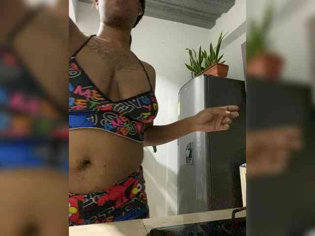 ReginaCorleone webcam