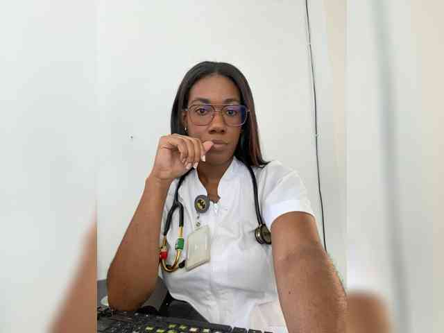ReginaCorleone webcam