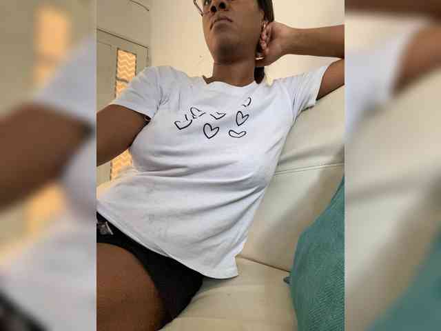 ReginaCorleone webcam