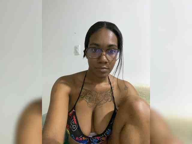 ReginaCorleone webcam
