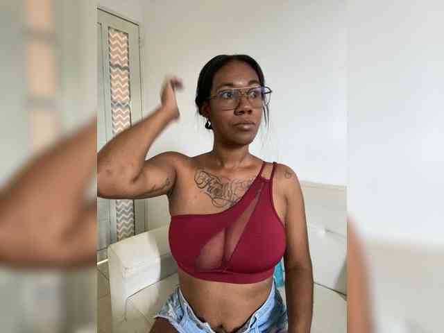 ReginaCorleone webcam