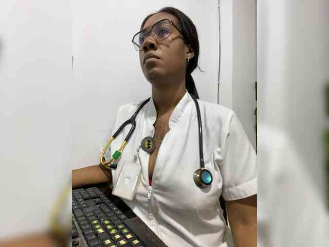 ReginaCorleone webcam