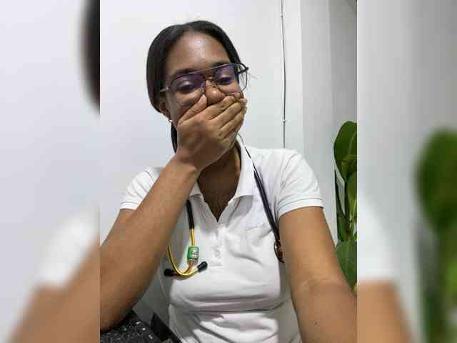 ReginaCorleone webcam