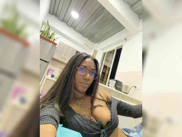 ReginaCorleone webcam