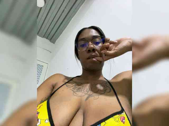 Model: ReginaCorleone
