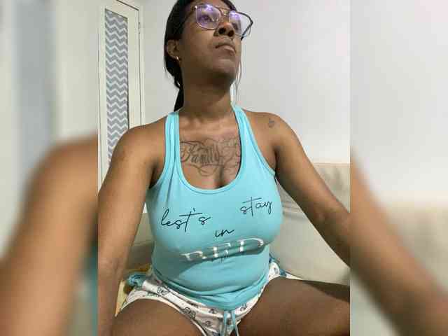 ReginaCorleone webcam