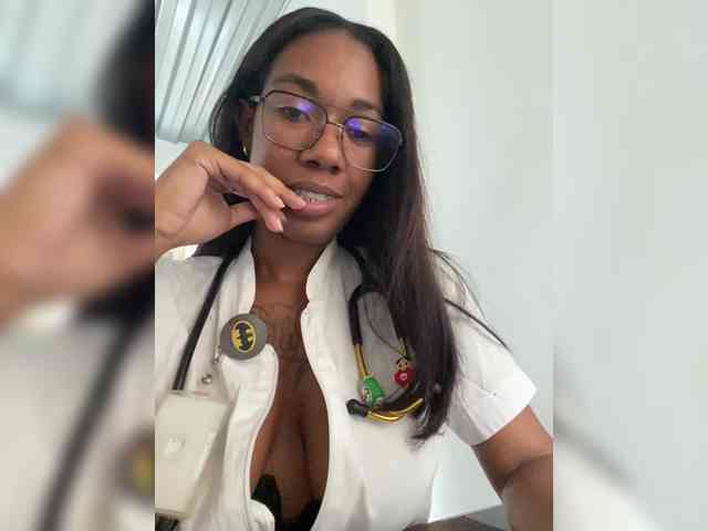 ReginaCorleone webcam
