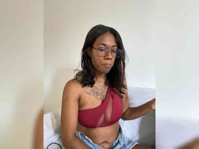 ReginaCorleone webcam