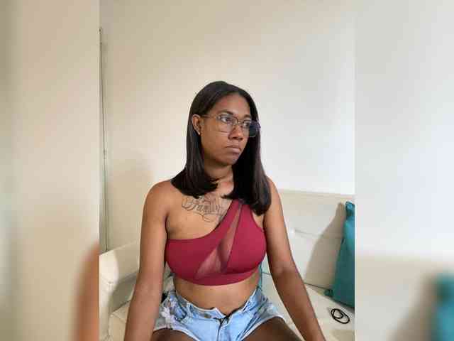 ReginaCorleone webcam