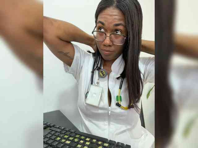 ReginaCorleone webcam