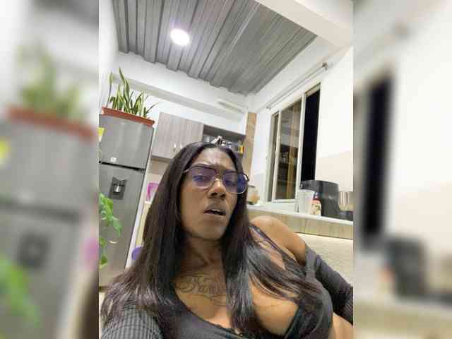 ReginaCorleone webcam