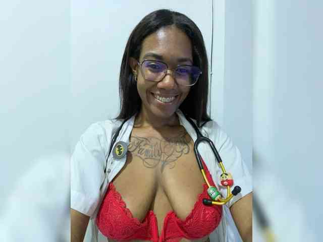 ReginaCorleone webcam