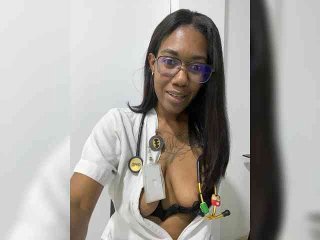 ReginaCorleone webcam