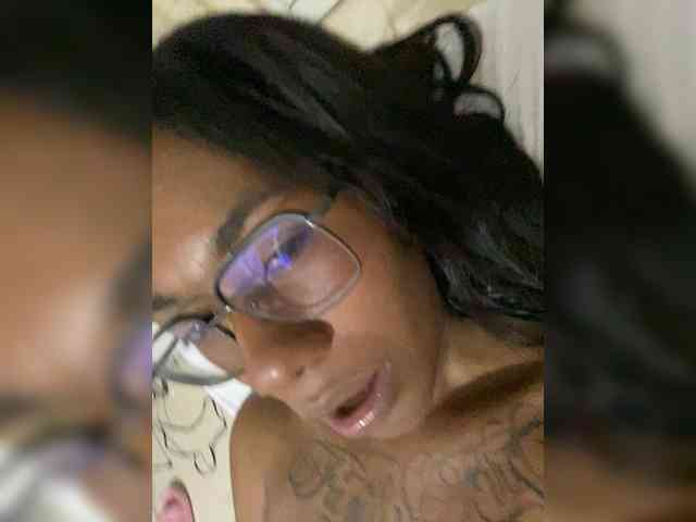 ReginaCorleone webcam