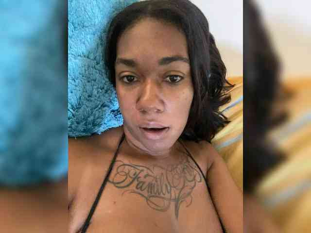 ReginaCorleone webcam