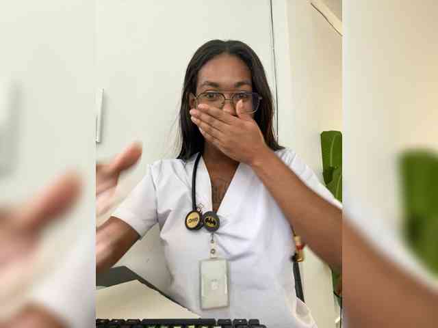 ReginaCorleone webcam