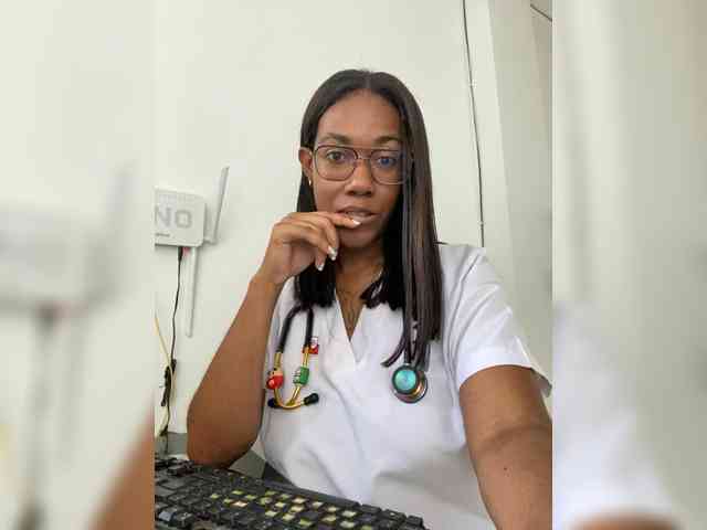 ReginaCorleone webcam