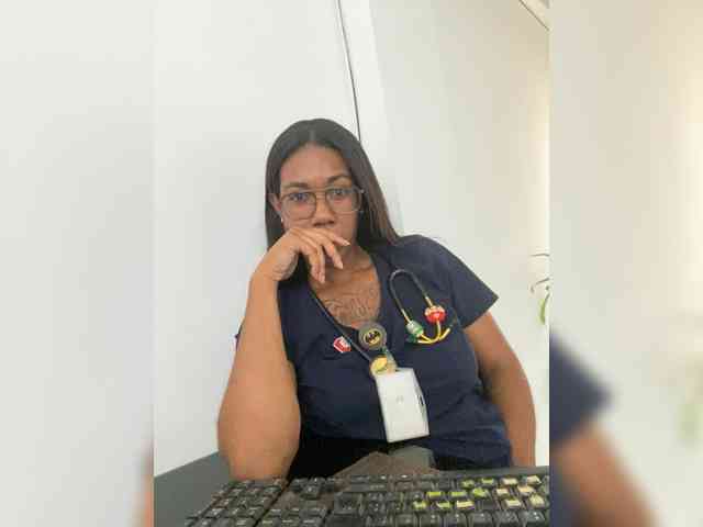 ReginaCorleone webcam