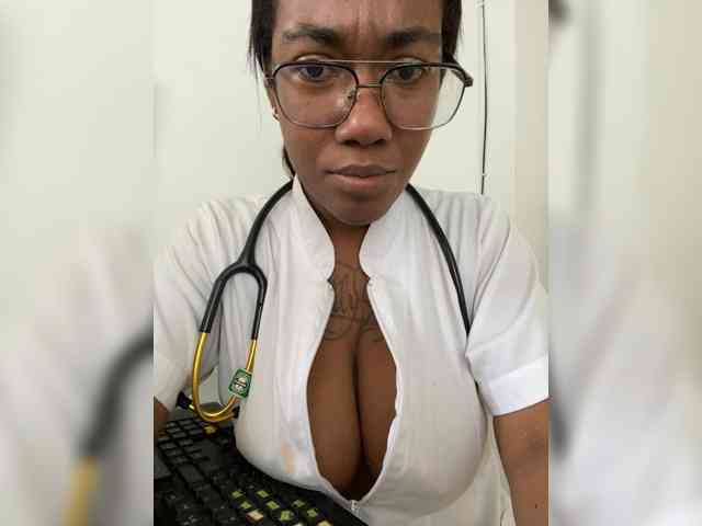 ReginaCorleone webcam
