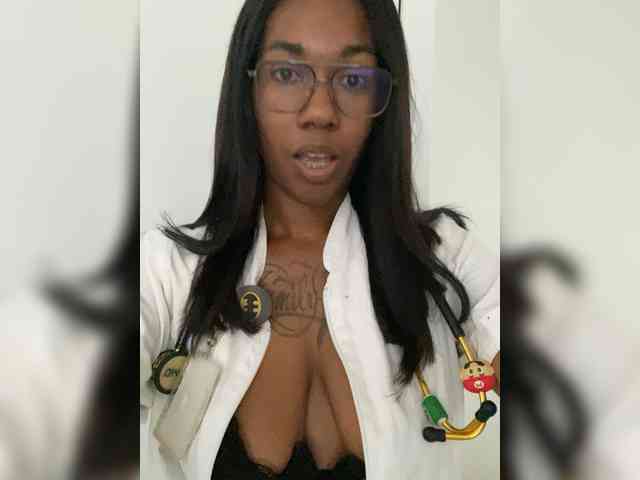ReginaCorleone webcam