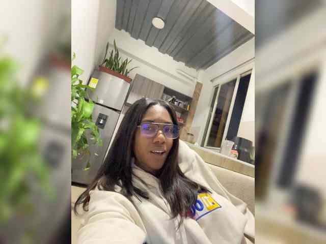 ReginaCorleone webcam