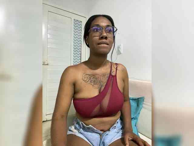 ReginaCorleone webcam