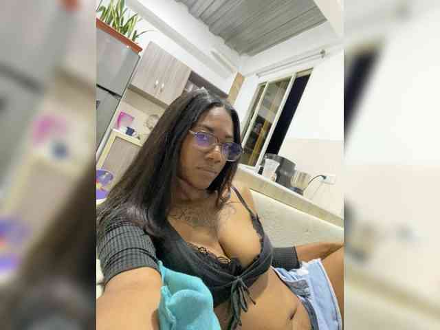 ReginaCorleone webcam